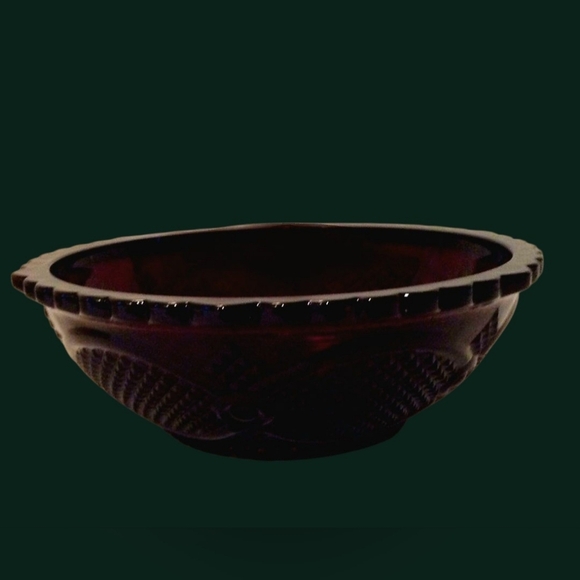 VINTAGE AVON 1976 CAPE COD COLLECTION SERVING BOWL ~ RUBY RED - Picture 3 of 7